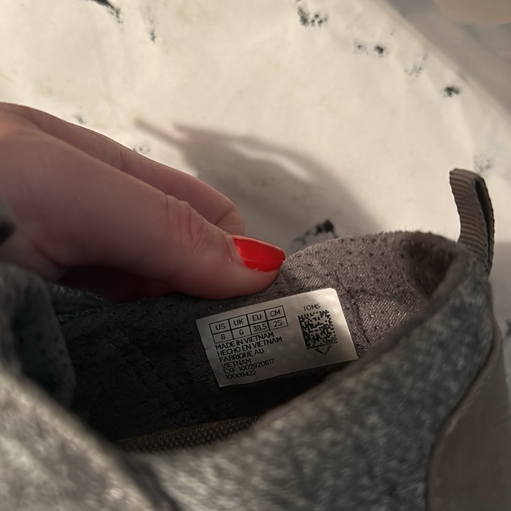 Grey Toms Sneaker - Picture 6 of 6